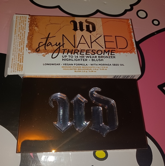 Urban decay naked three 3 some face palette in rise - Picture 5 of 9